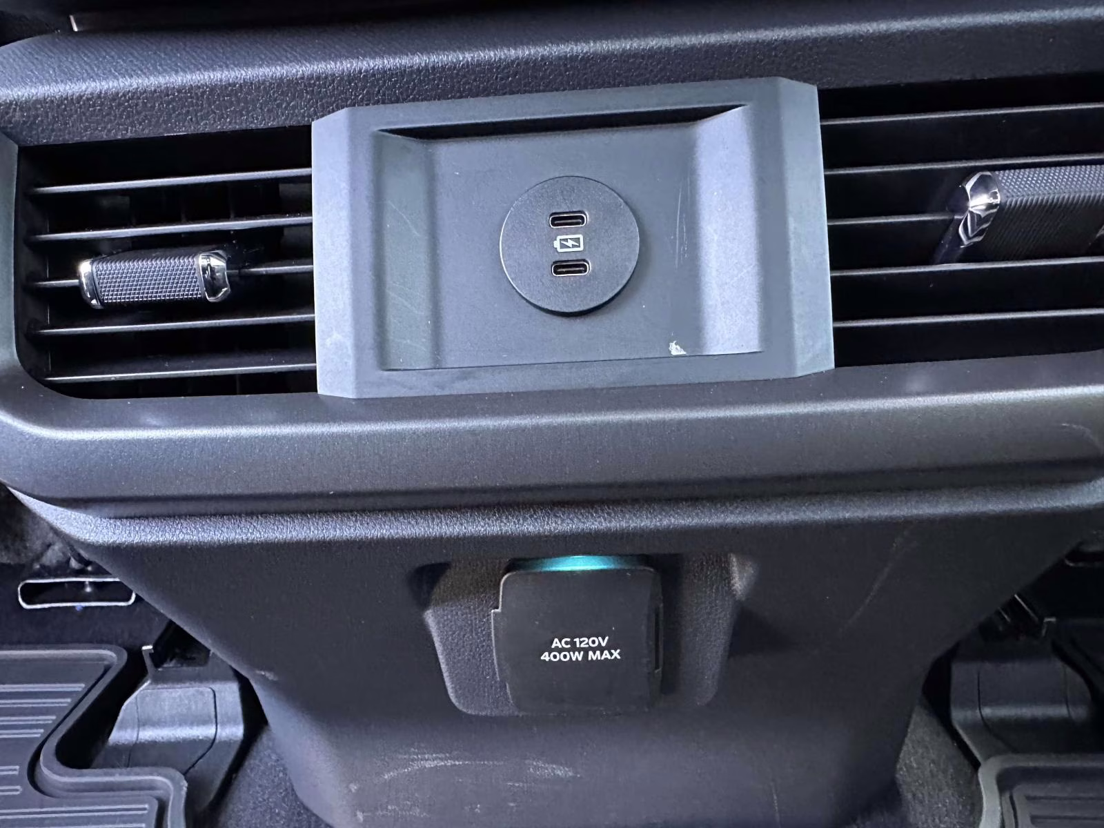 2025 Agate Black Metallic Ford F-150 LARIAT 4WD SuperCrew 5.5' Box 4X4 Truck