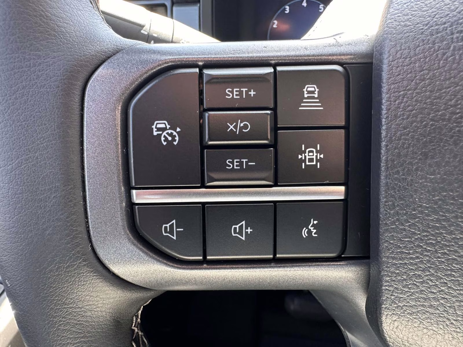 2025 Agate Black Metallic Ford F-150 LARIAT 4WD SuperCrew 5.5' Box 4X4 Truck