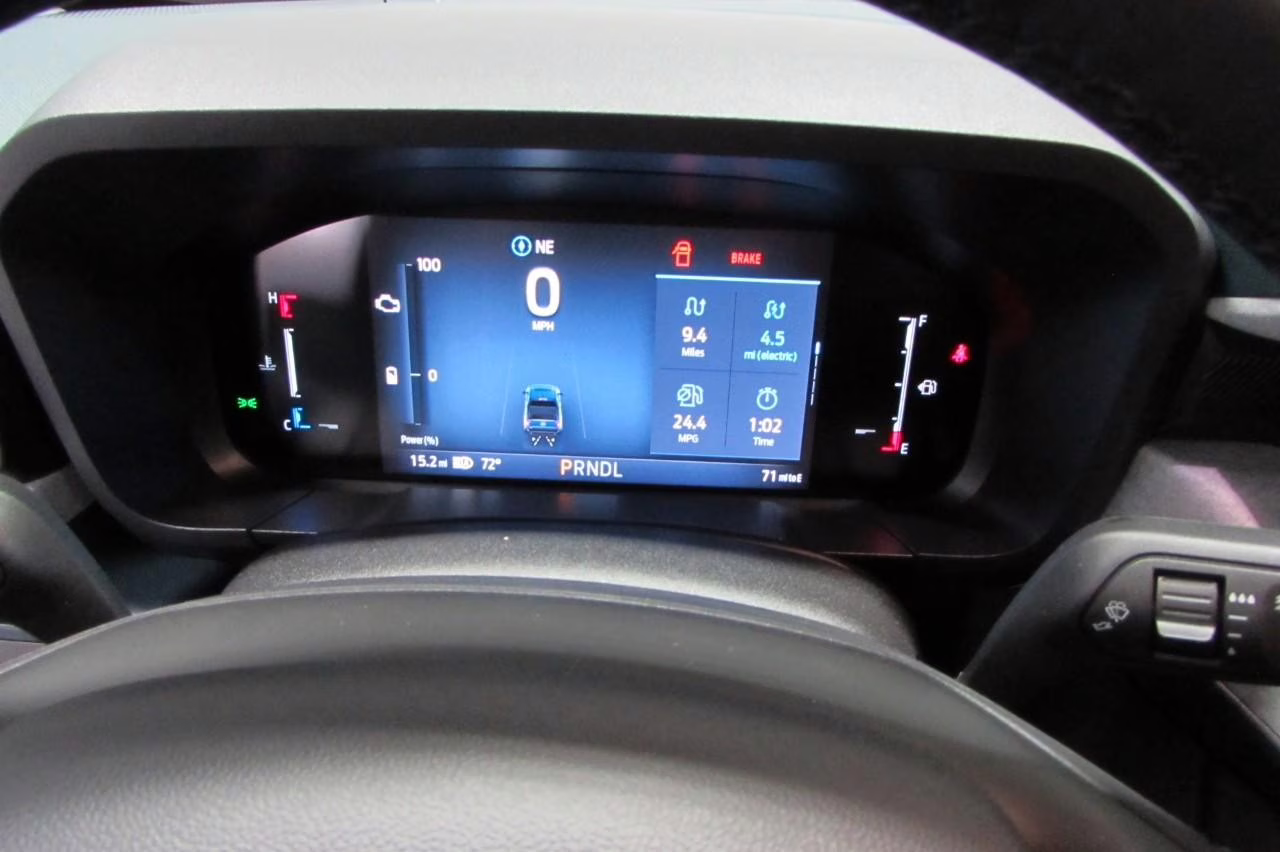 2025 Space White Metallic Ford Maverick XLT FWD Truck