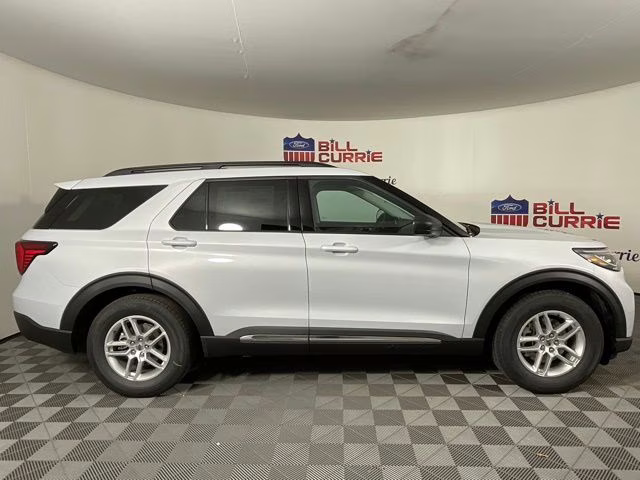 2025 White Metallic Ford Explorer Active RWD SUV