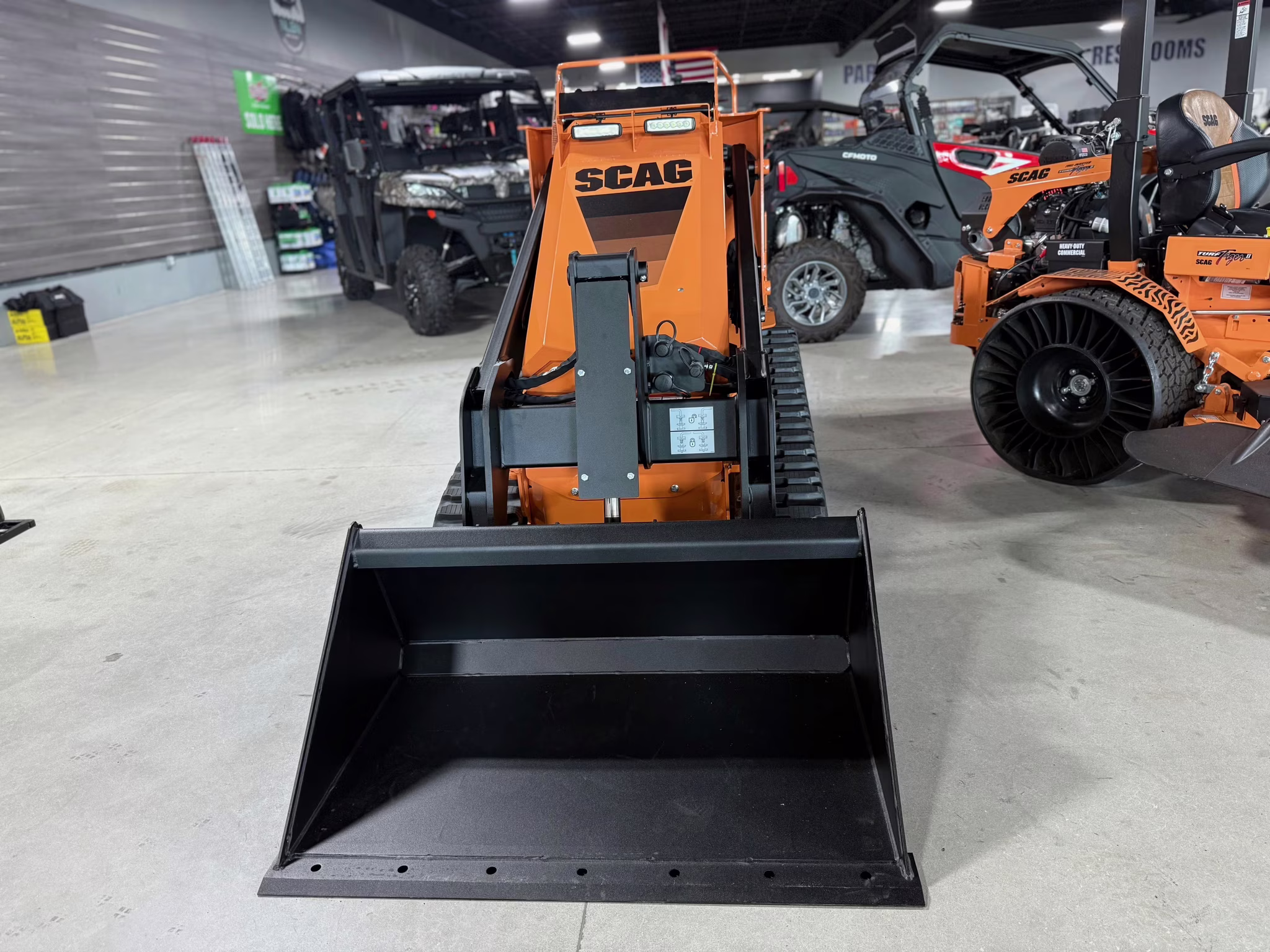 2025 - SCAG Jackal Stand-On Mini Skid Steer Construction Equipment