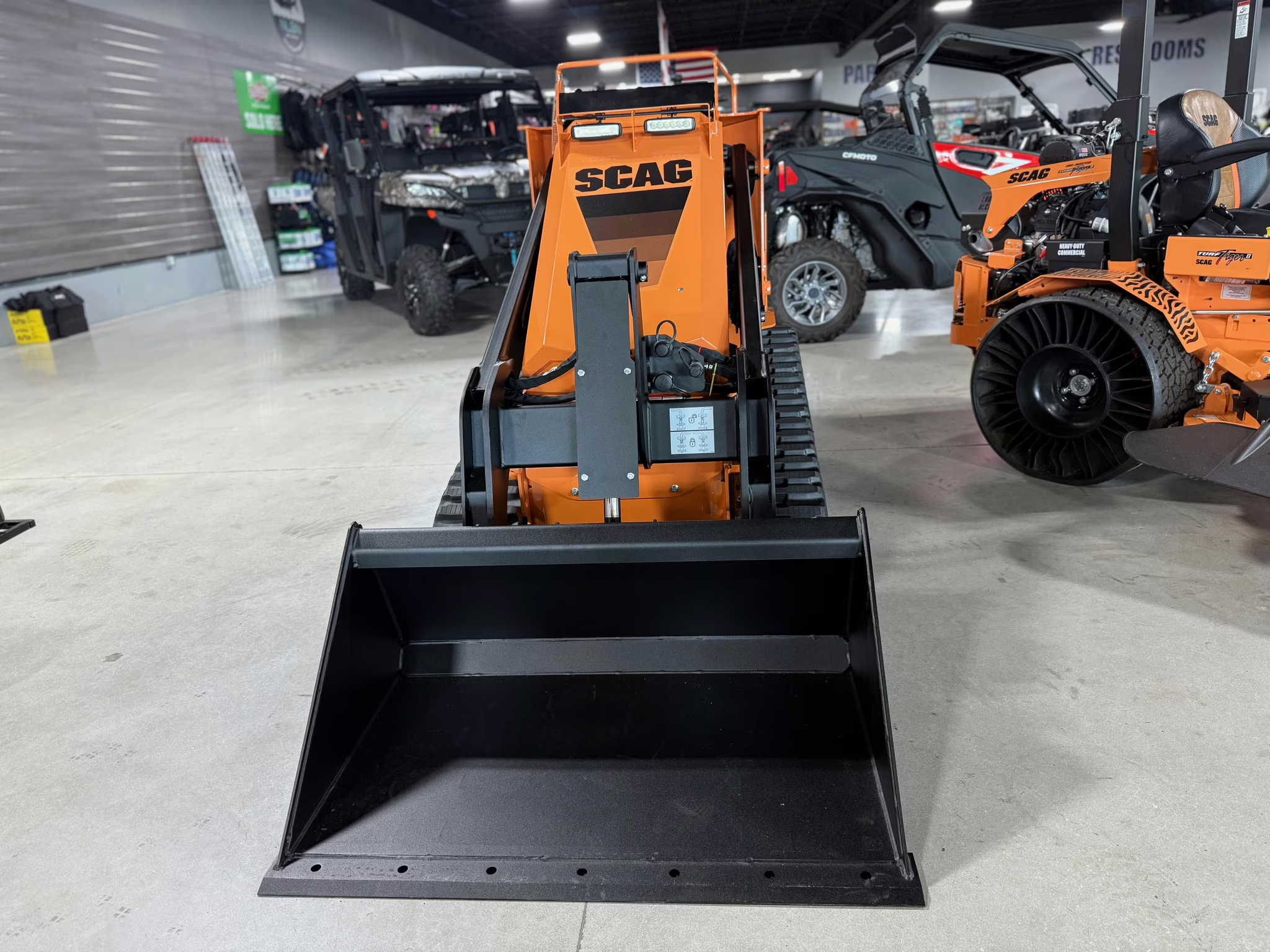 2025 - SCAG Jackal Stand-On Mini Skid Steer Construction Equipment