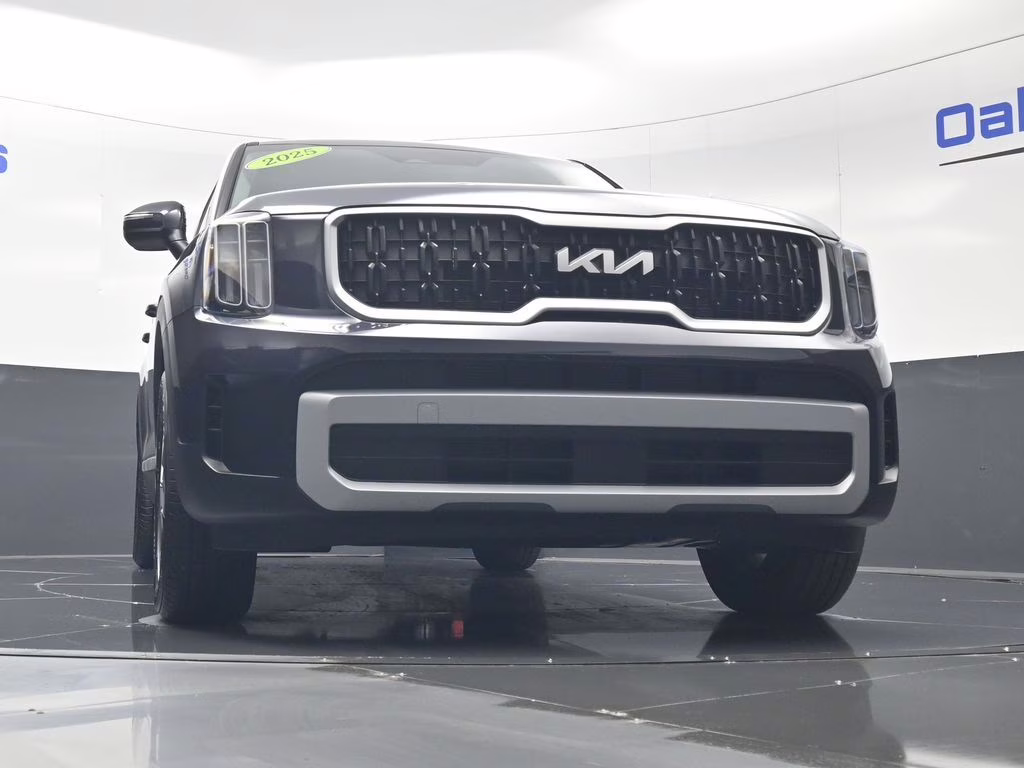 2025 Panthera Metal Kia Telluride LX FWD SUV