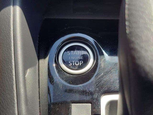 2025 Gray Sky Pearl Nissan Versa 1.6 SV FWD Sedan