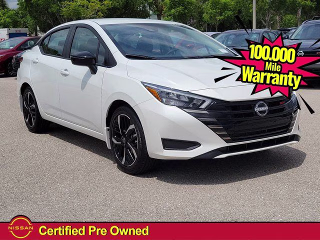 2025 Aspen White Tricoat Nissan Versa 1.6 SR FWD Sedan