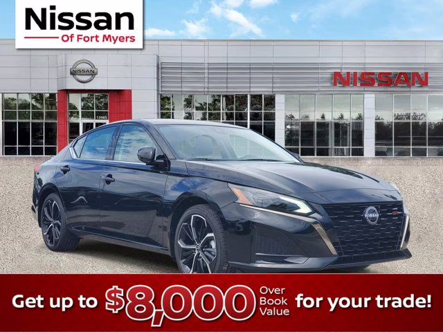 2025 Super Black Clearcoat Nissan Altima 2.5 SR FWD Sedan