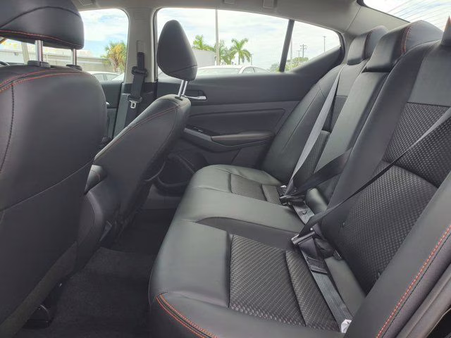 2025 Super Black Clearcoat Nissan Altima 2.5 SR FWD Sedan