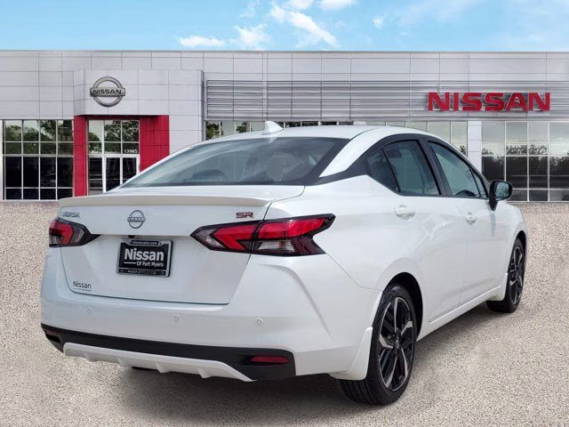 2025 Aspen White Tricoat Nissan Versa 1.6 SR FWD Sedan