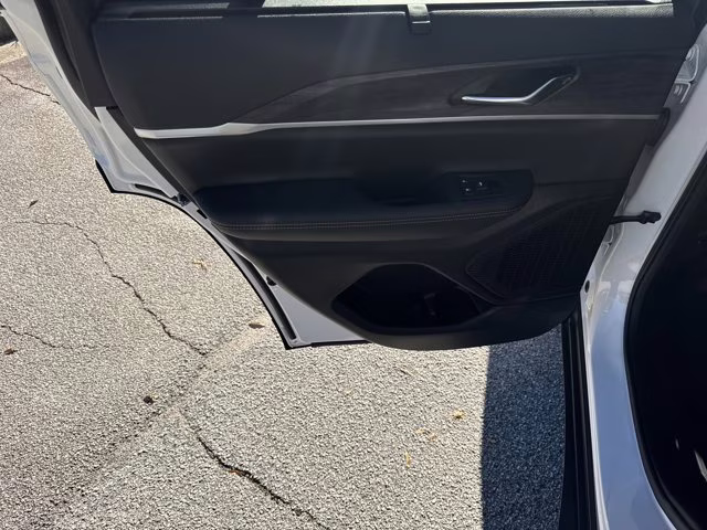 2025 Bright White Clearcoat Jeep Grand Cherokee Limited 4X4 SUV