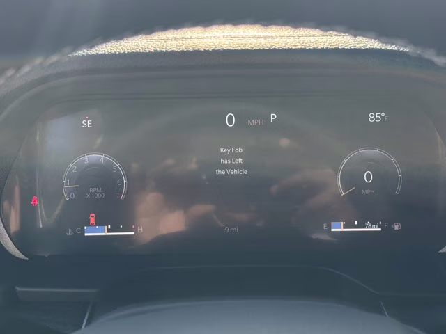 2025 Bright White Clearcoat Jeep Grand Cherokee Limited 4X4 SUV