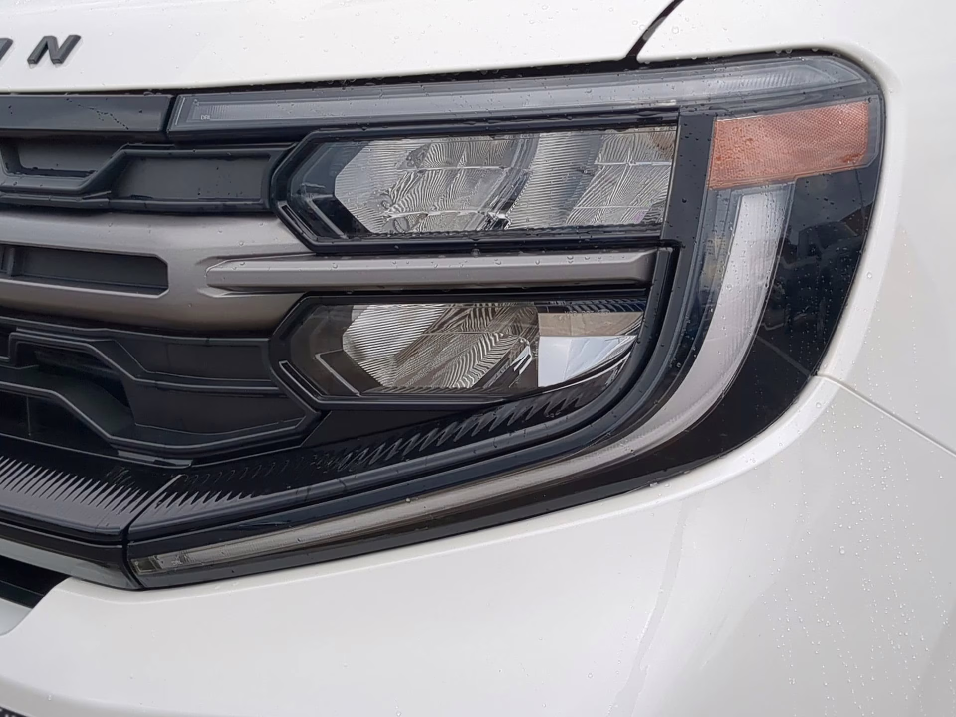 2026 Star White Metallic Tri-Coat Ford Expedition Tremor 4X4 SUV