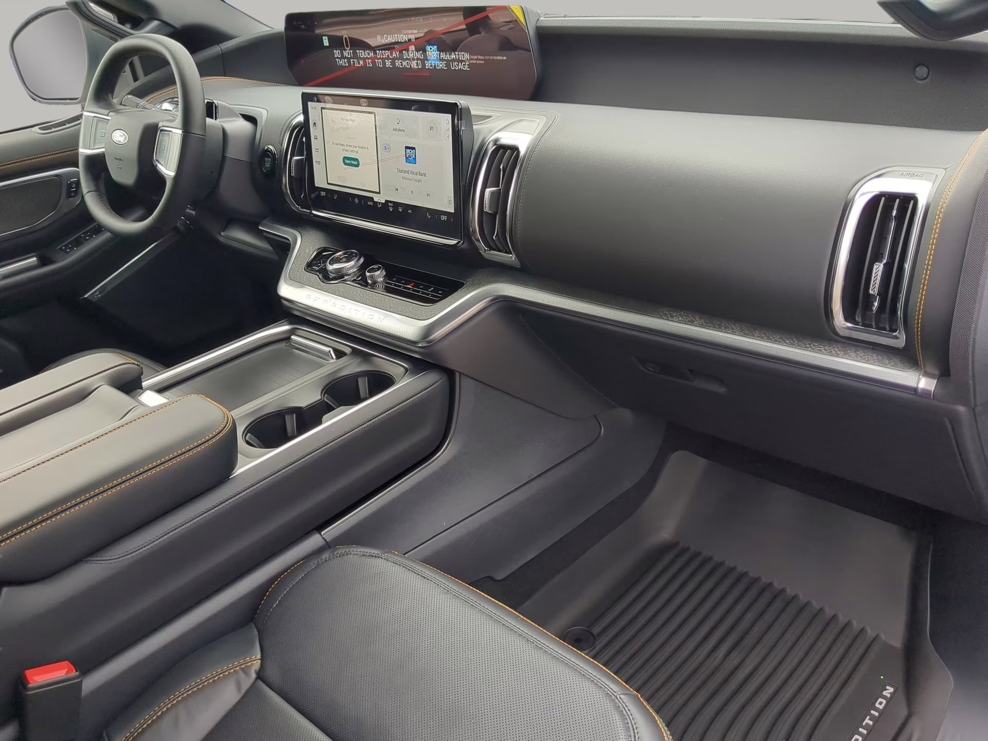 2026 Star White Metallic Tri-Coat Ford Expedition Tremor 4X4 SUV