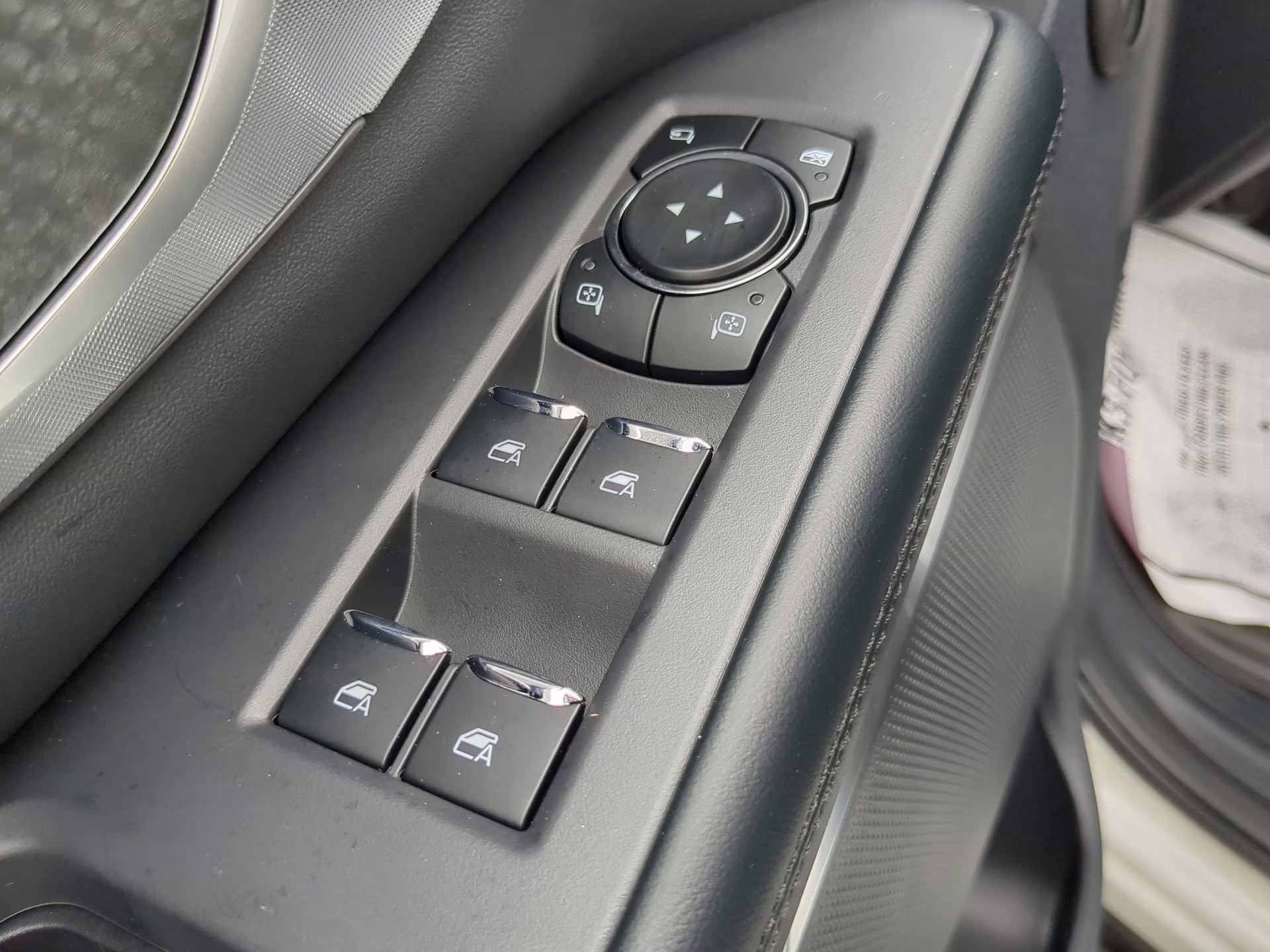 2026 Star White Metallic Tri-Coat Ford Expedition Tremor 4X4 SUV