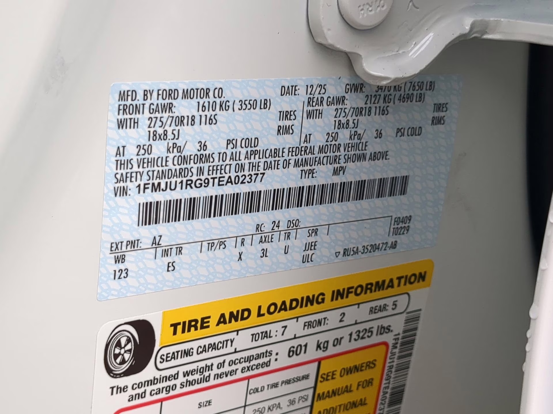 2026 Star White Metallic Tri-Coat Ford Expedition Tremor 4X4 SUV