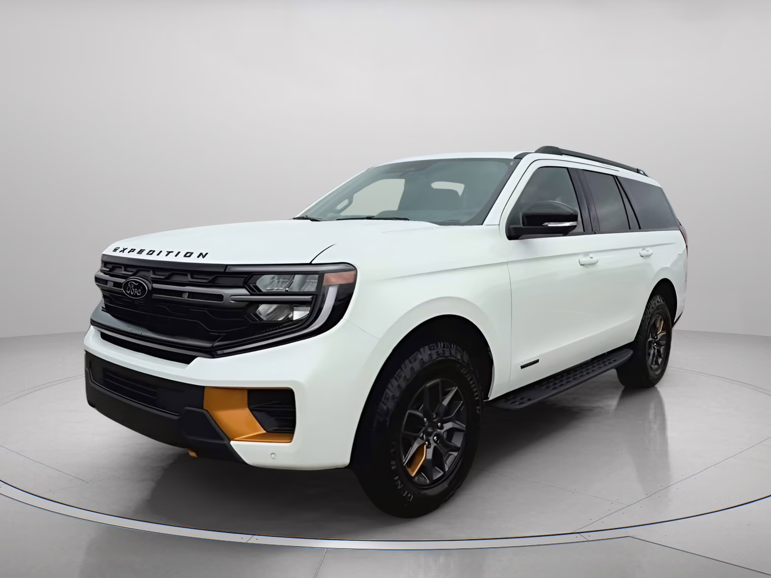 2026 Star White Metallic Tri-Coat Ford Expedition Tremor 4X4 SUV