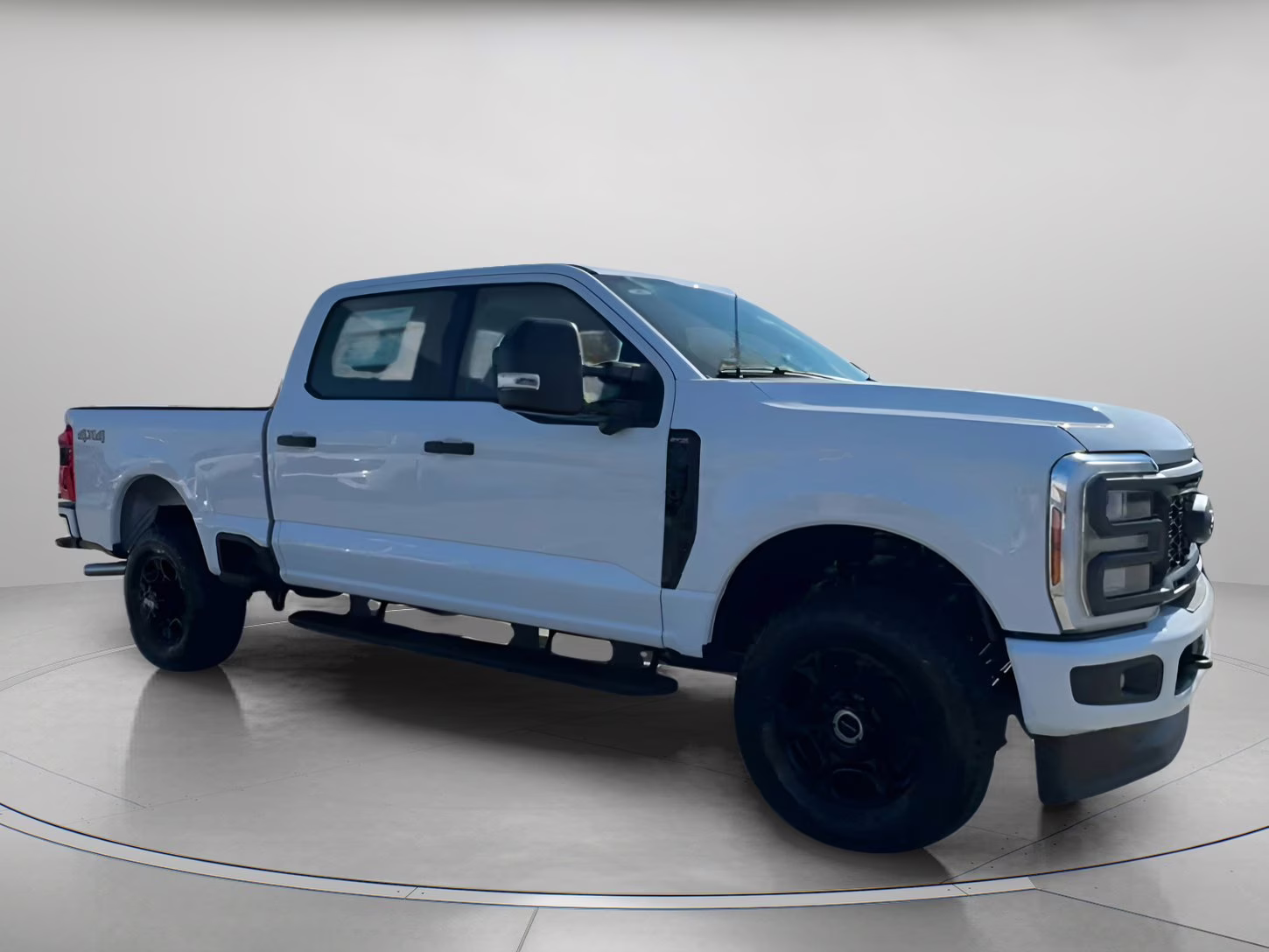 2026 Oxford White Ford Super Duty F-250 SRW XL Crew Cab Pickup 4X4 Truck