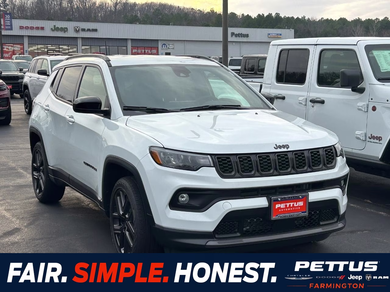 2026 Bright White Clearcoat Jeep Compass Latitude 4X4 SUV
