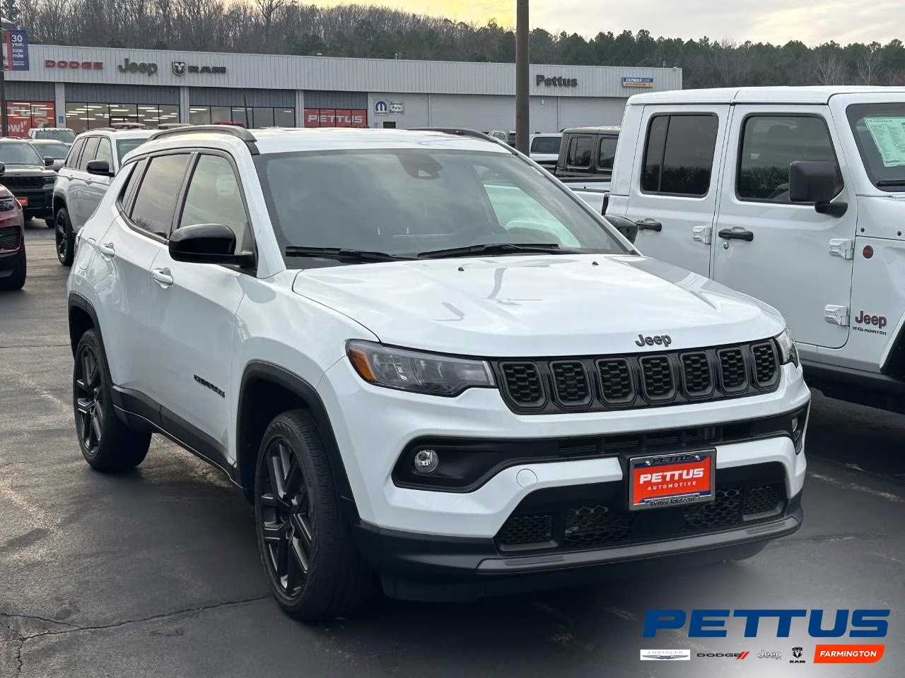 2026 Bright White Clearcoat Jeep Compass Latitude 4X4 SUV