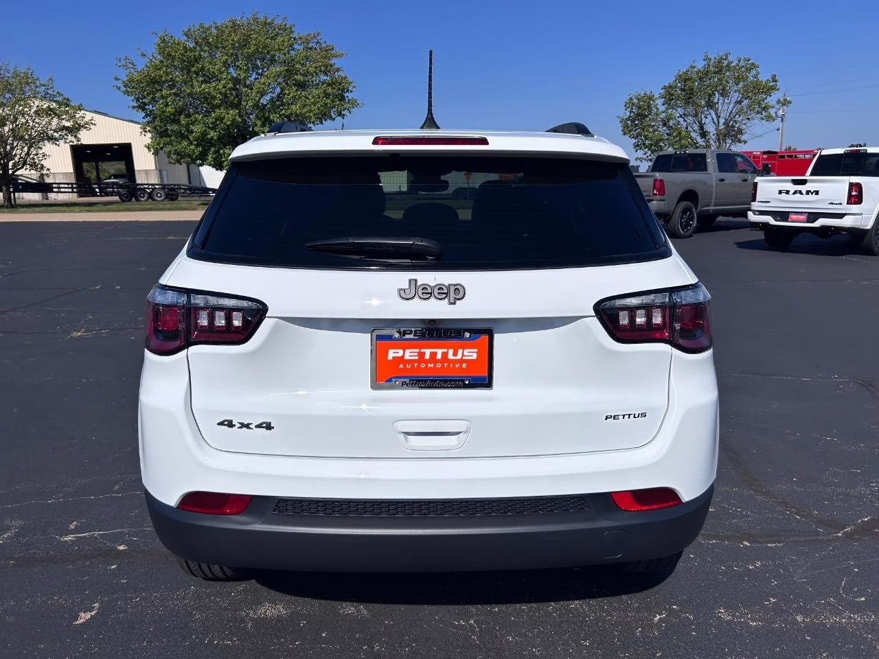 2026 Bright White Clearcoat Jeep Compass Latitude 4X4 SUV
