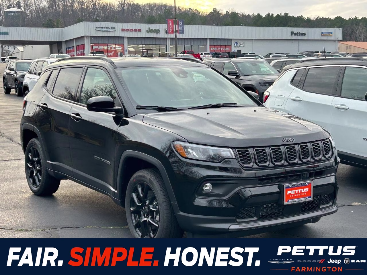 2026 Diamond Black Crystal Pearlcoat Jeep Compass Latitude 4X4 SUV