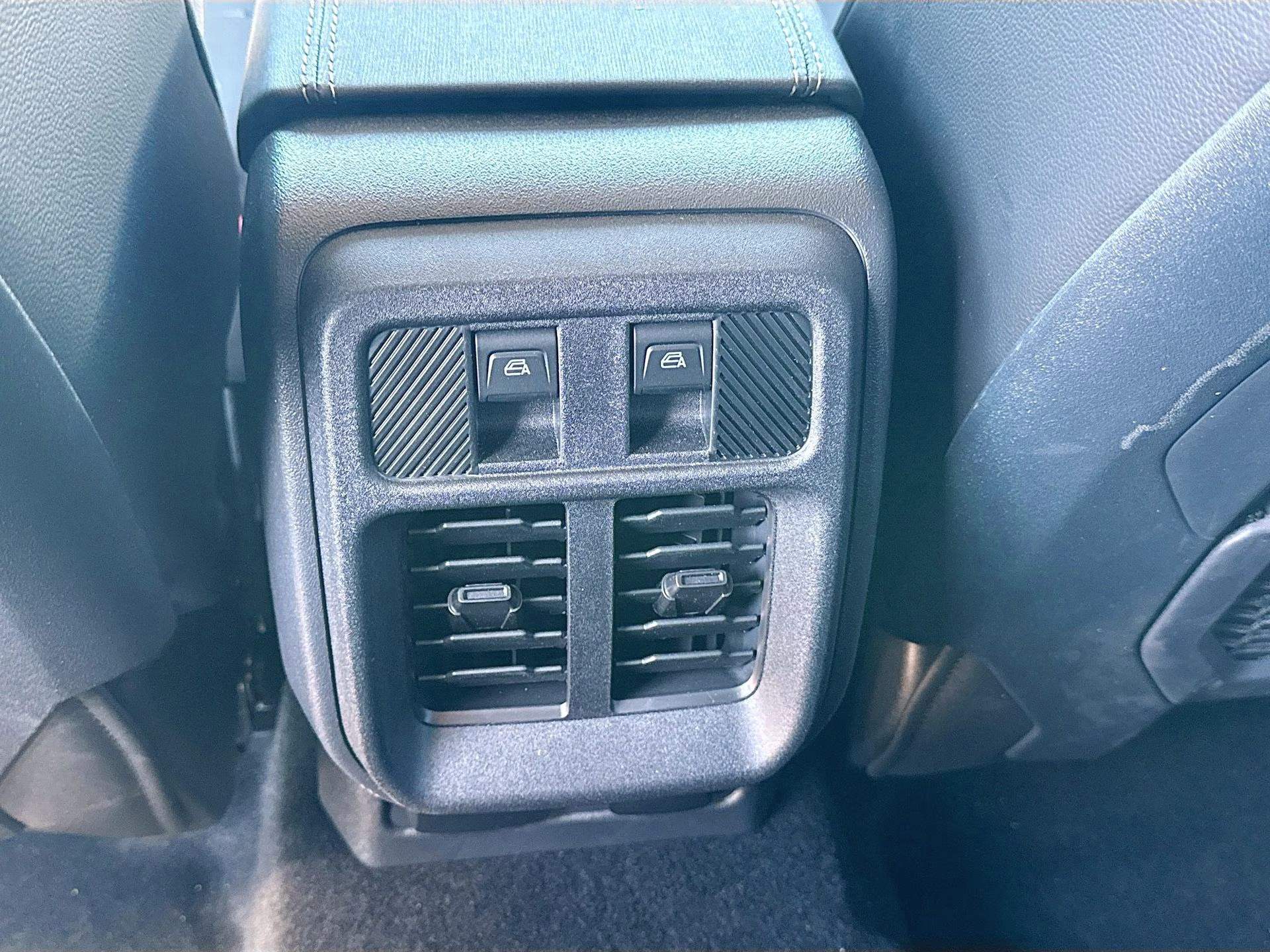 2025 Desert Sand Ford Bronco Badlands 4X4 SUV