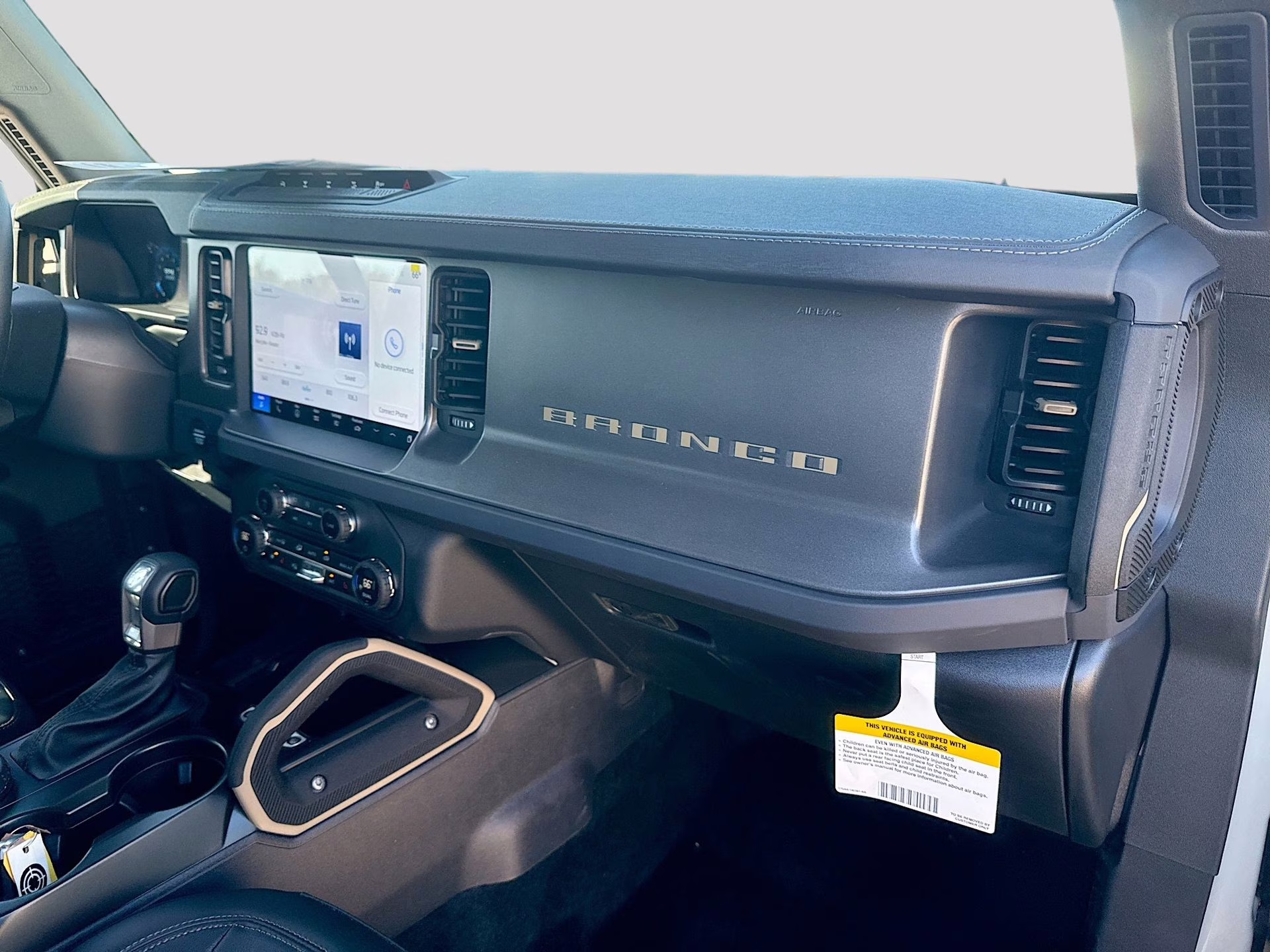 2025 Desert Sand Ford Bronco Badlands 4X4 SUV