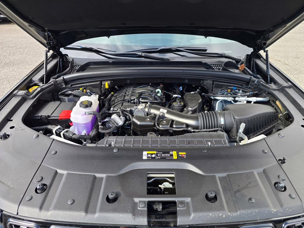 2025 Diamond Black Crystal Pearlcoat Jeep Grand Cherokee Summit 4X4 SUV