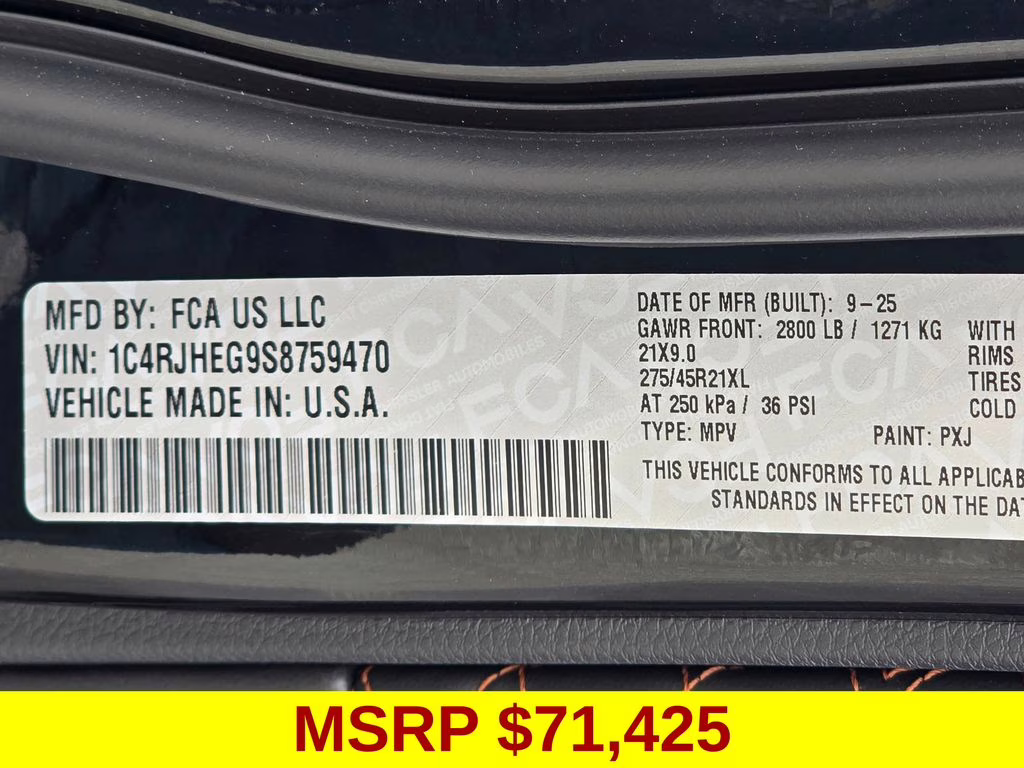 2025 Diamond Black Crystal Pearlcoat Jeep Grand Cherokee Summit 4X4 SUV