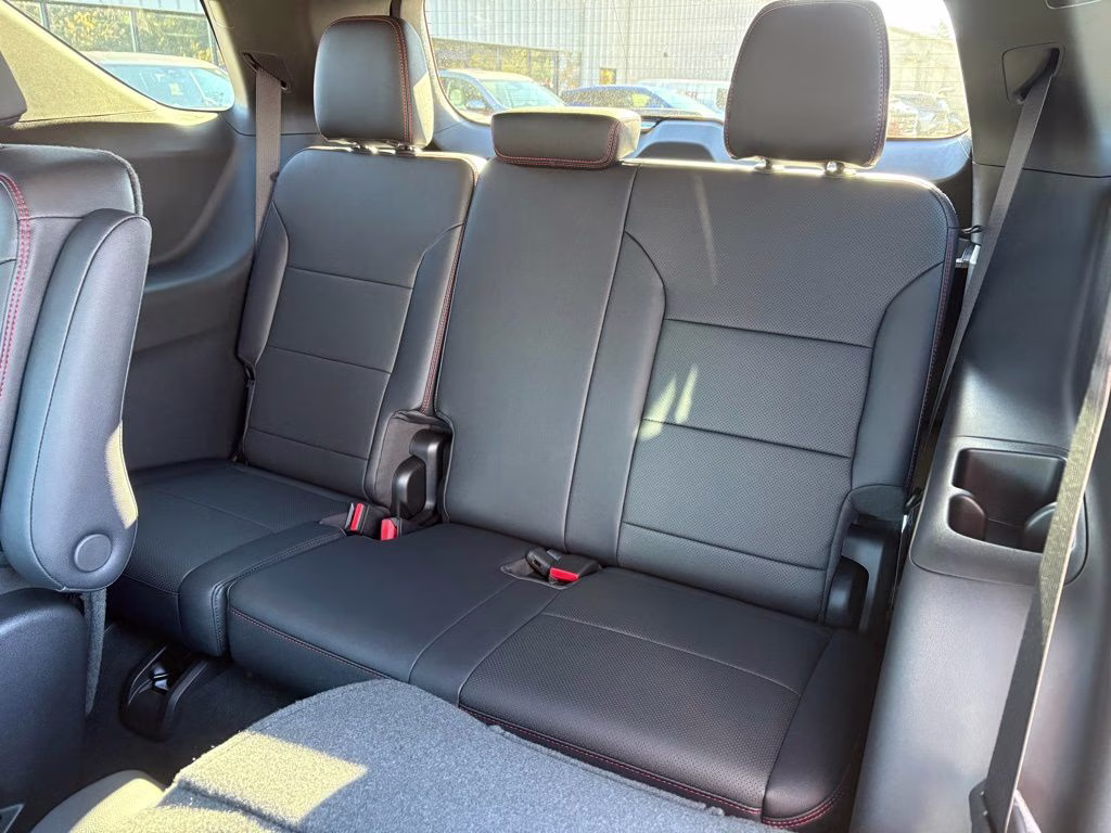 2026 Mosaic Black Metallic Chevrolet Traverse RS AWD SUV
