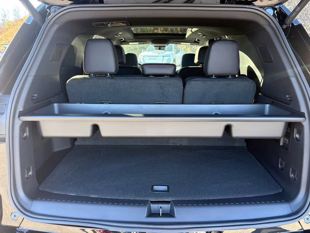 2026 Mosaic Black Metallic Chevrolet Traverse RS AWD SUV