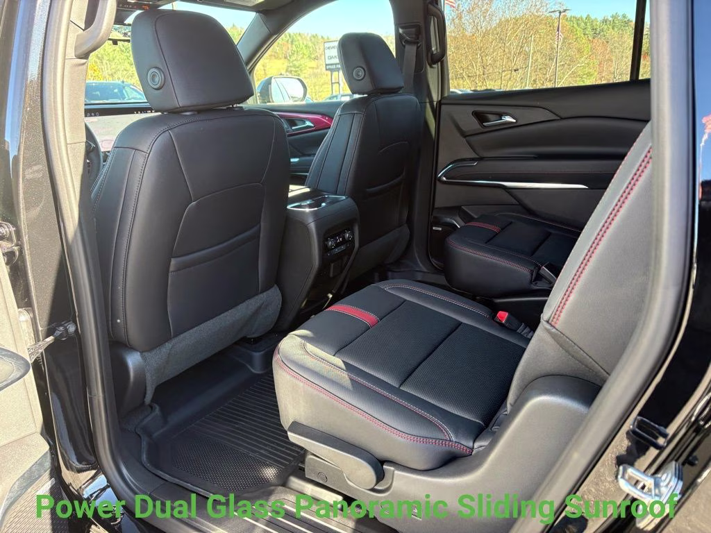 2026 Mosaic Black Metallic Chevrolet Traverse RS AWD SUV
