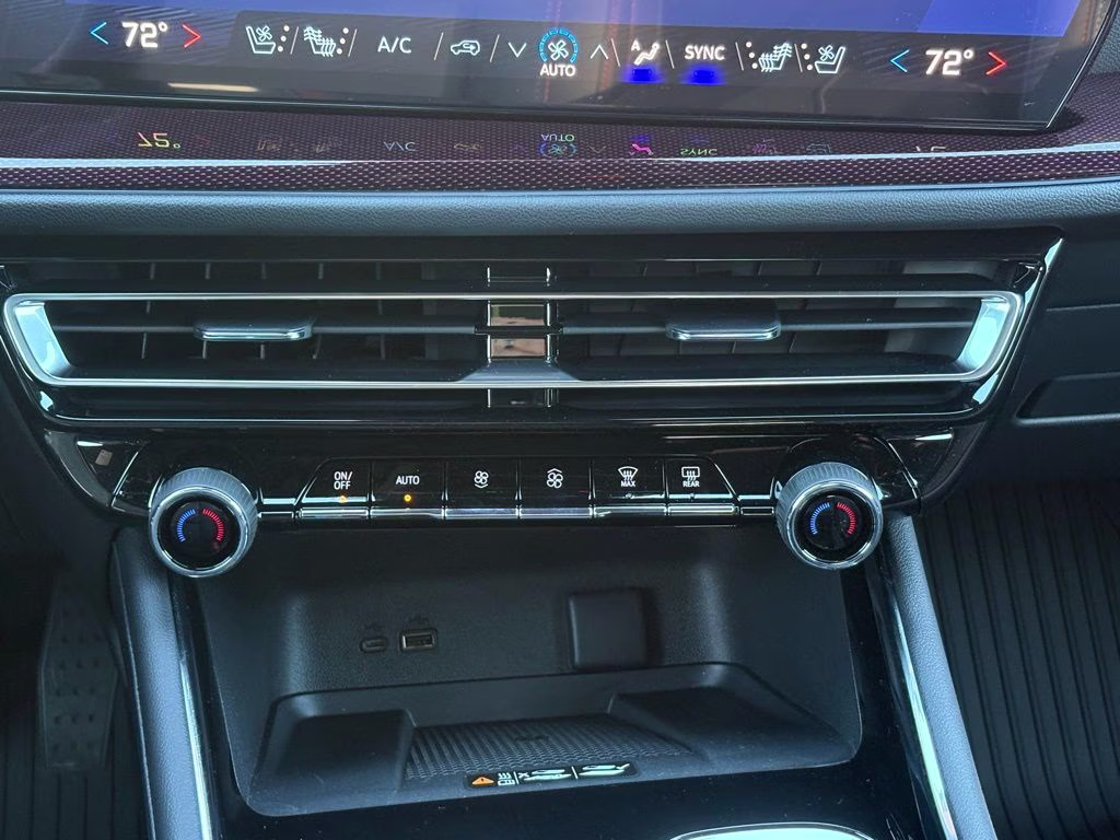 2026 Mosaic Black Metallic Chevrolet Traverse RS AWD SUV