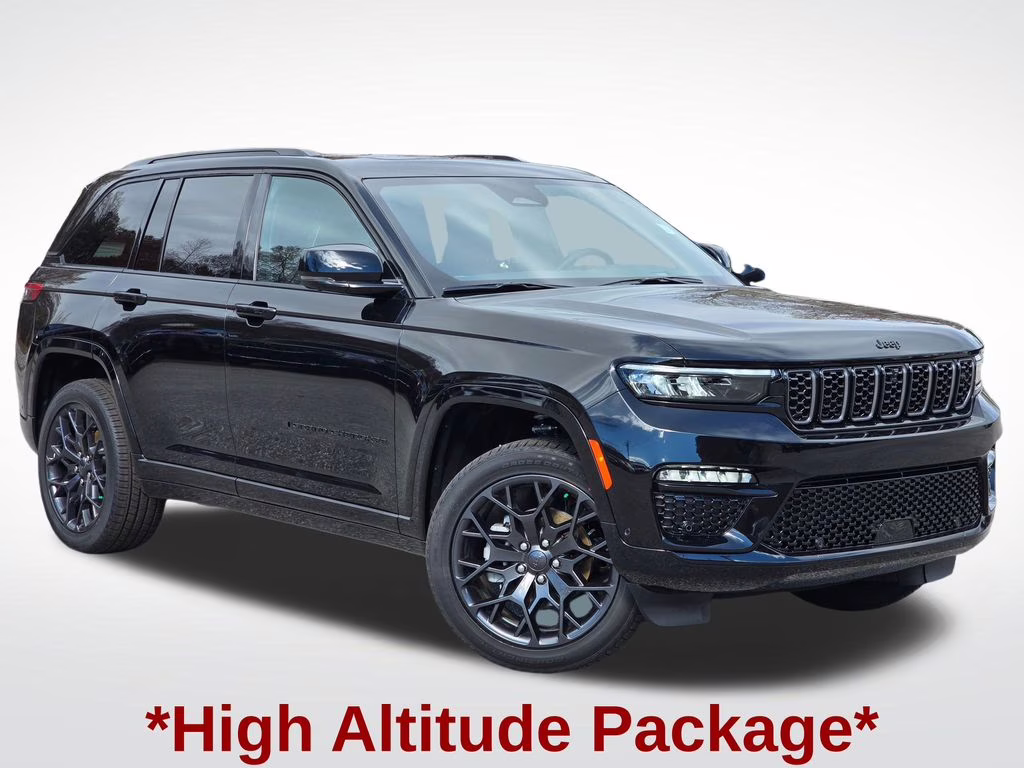2025 Diamond Black Crystal Pearlcoat Jeep Grand Cherokee Summit 4X4 SUV