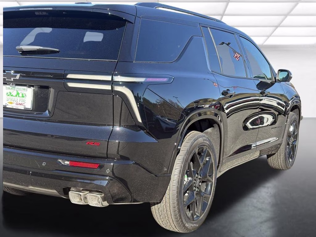 2026 Mosaic Black Metallic Chevrolet Traverse RS AWD SUV
