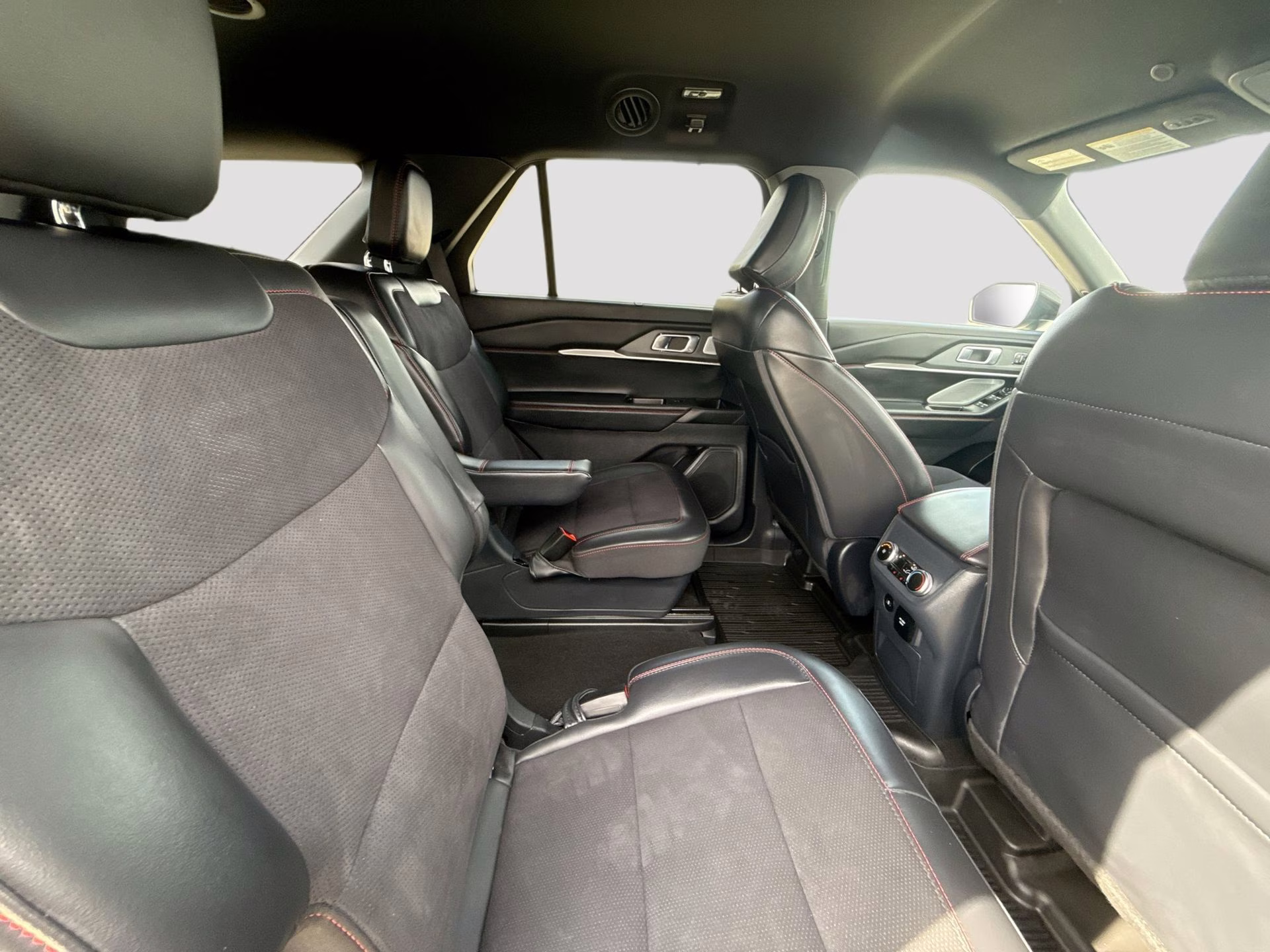 2025 Agate Black Metallic Ford Explorer ST RWD SUV