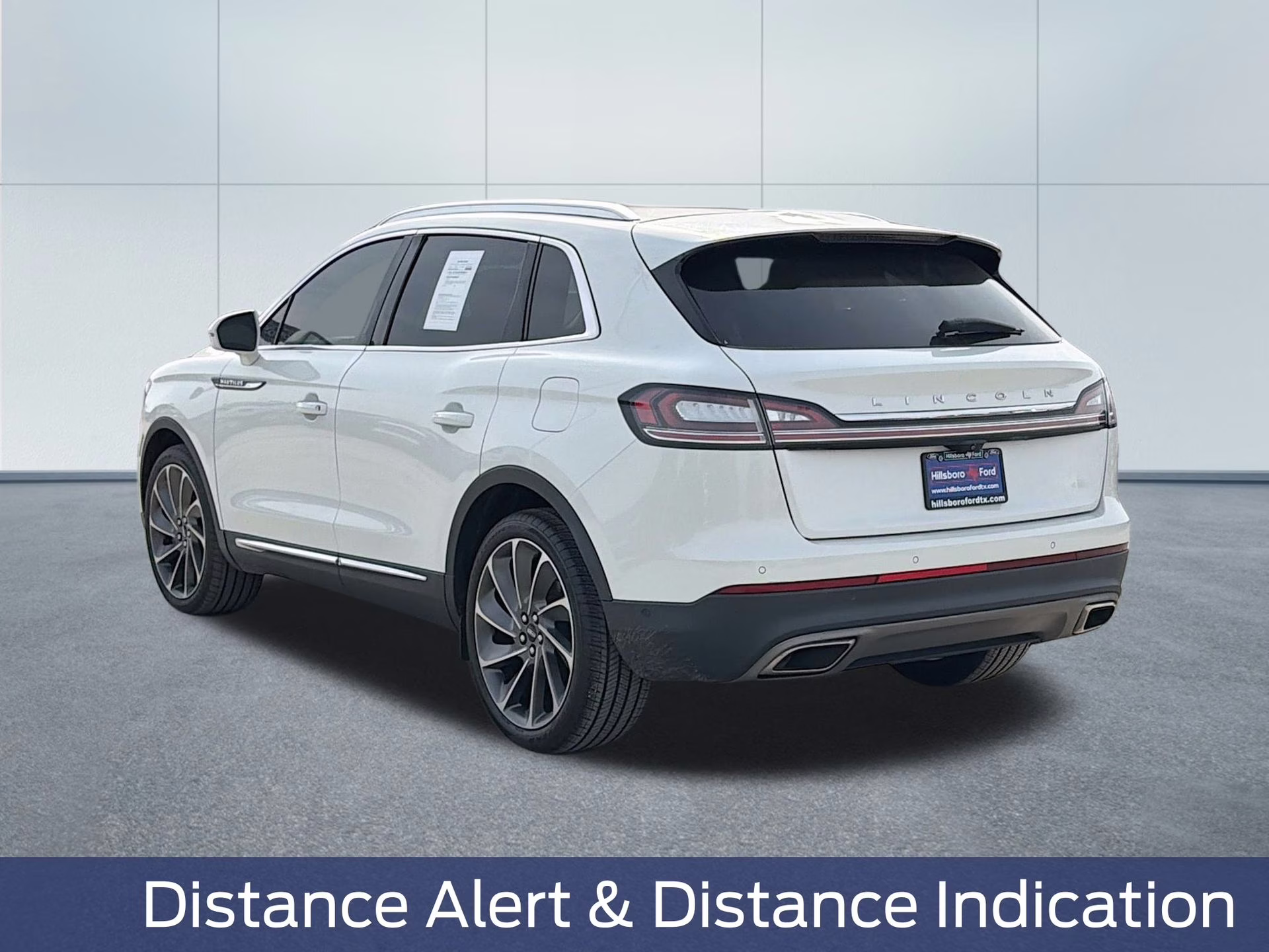 2021 Pristine White Lincoln Nautilus Reserve FWD SUV