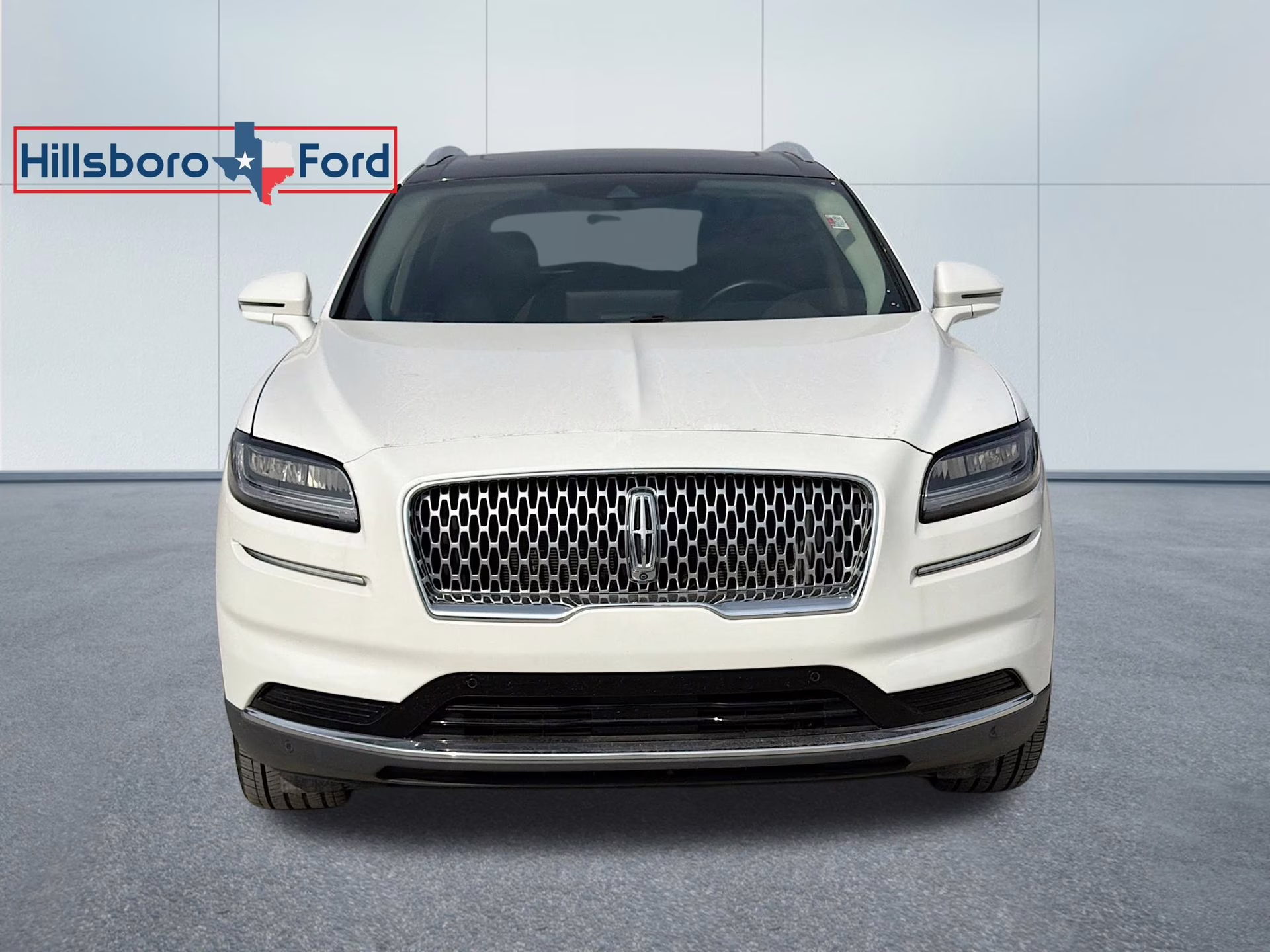 2021 Pristine White Lincoln Nautilus Reserve FWD SUV