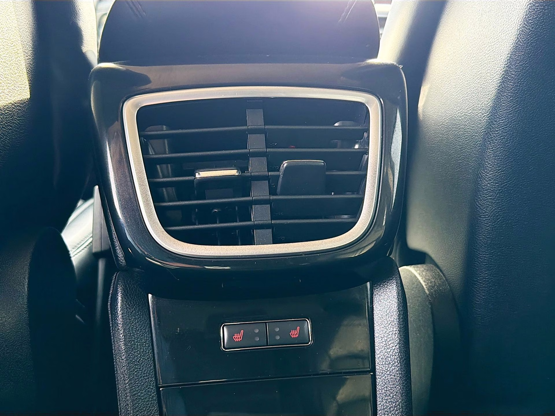 2021 Pristine White Lincoln Nautilus Reserve FWD SUV