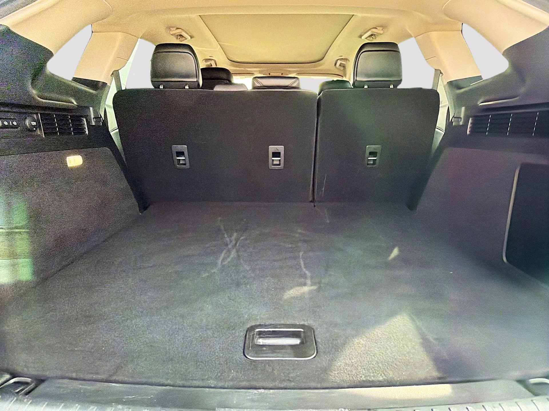 2021 Pristine White Lincoln Nautilus Reserve FWD SUV