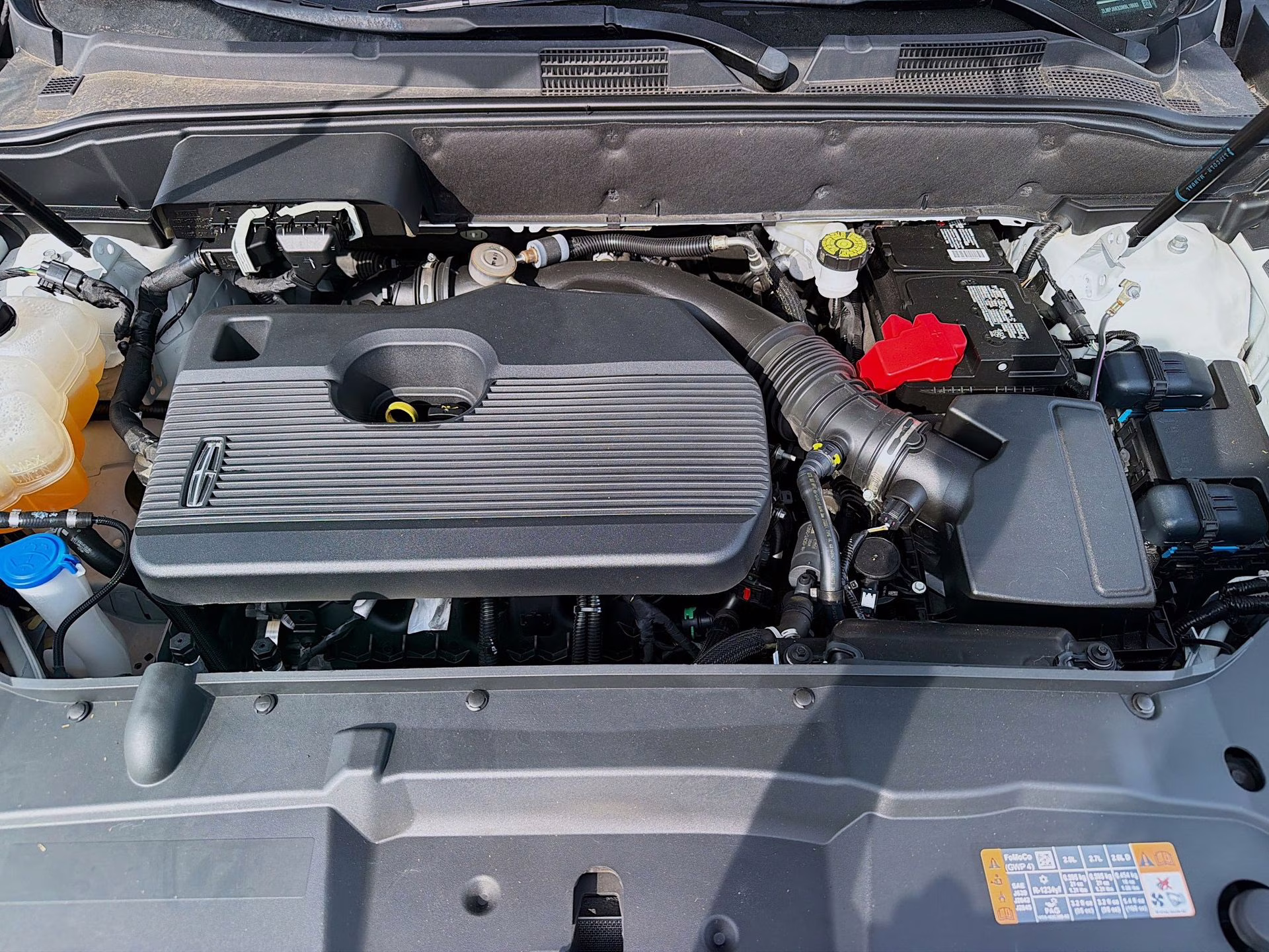 2021 Pristine White Lincoln Nautilus Reserve FWD SUV