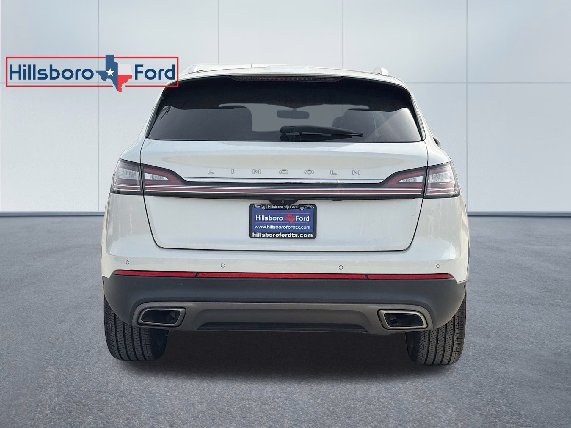 2021 Pristine White Lincoln Nautilus Reserve FWD SUV