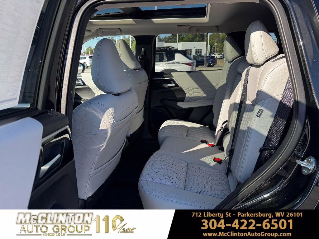 2025 Black Diamond Mitsubishi Outlander SEL 4X4 SUV