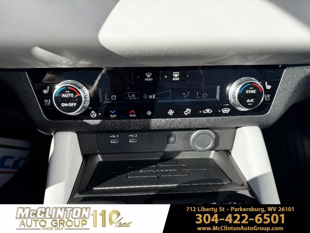 2025 Black Diamond Mitsubishi Outlander SEL 4X4 SUV