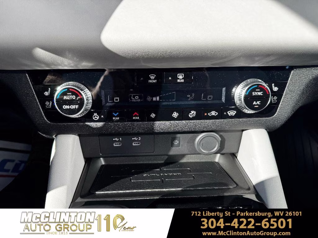 2025 Black Diamond Mitsubishi Outlander SEL 4X4 SUV