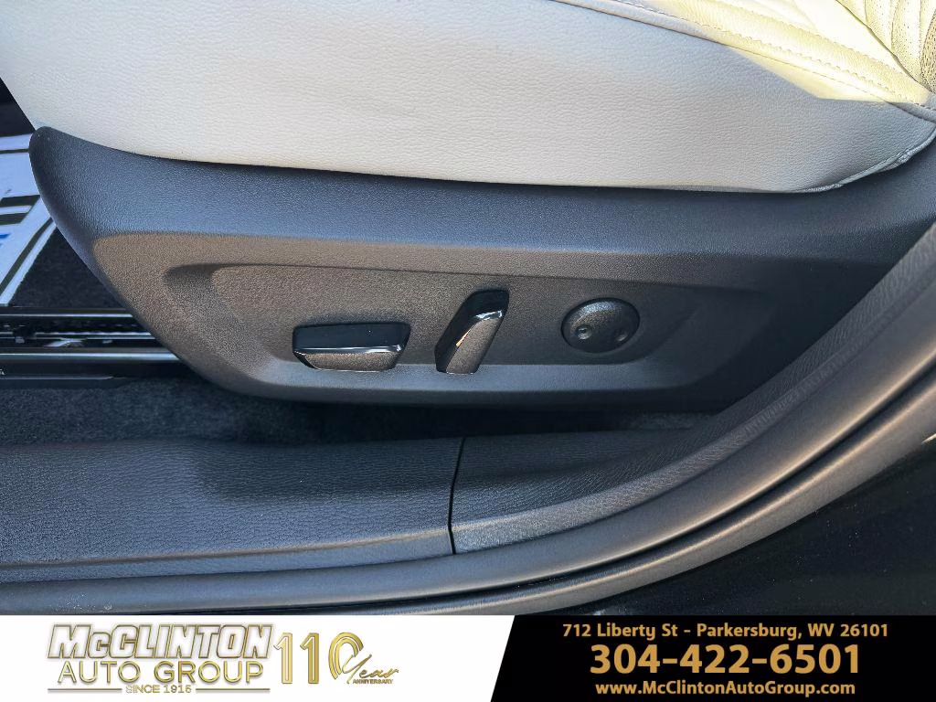 2025 Black Diamond Mitsubishi Outlander SEL 4X4 SUV