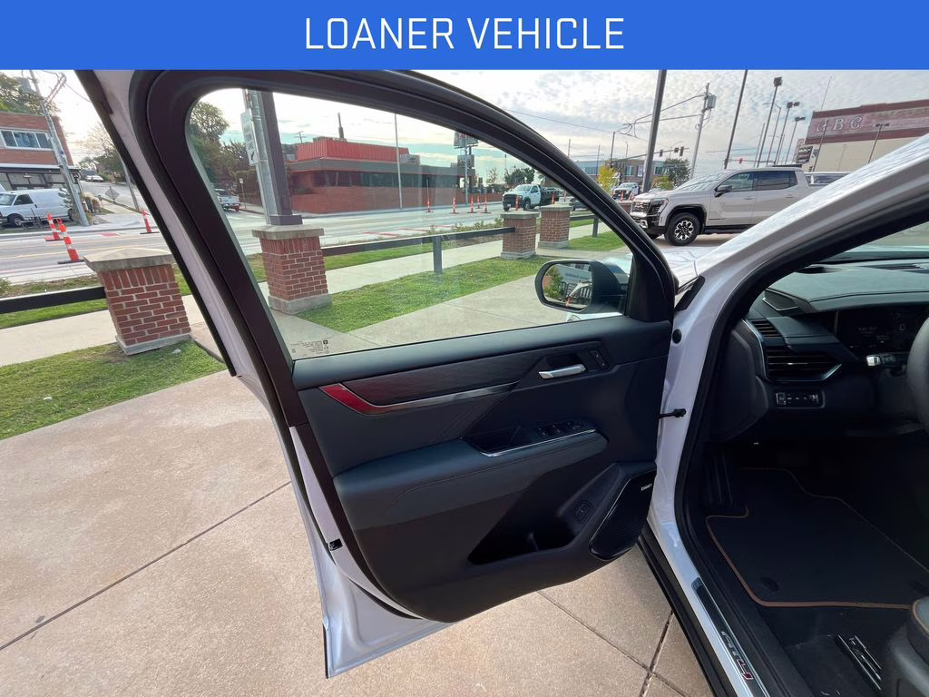 2026 Glacier White Tricoat GMC Acadia AT4 AWD SUV