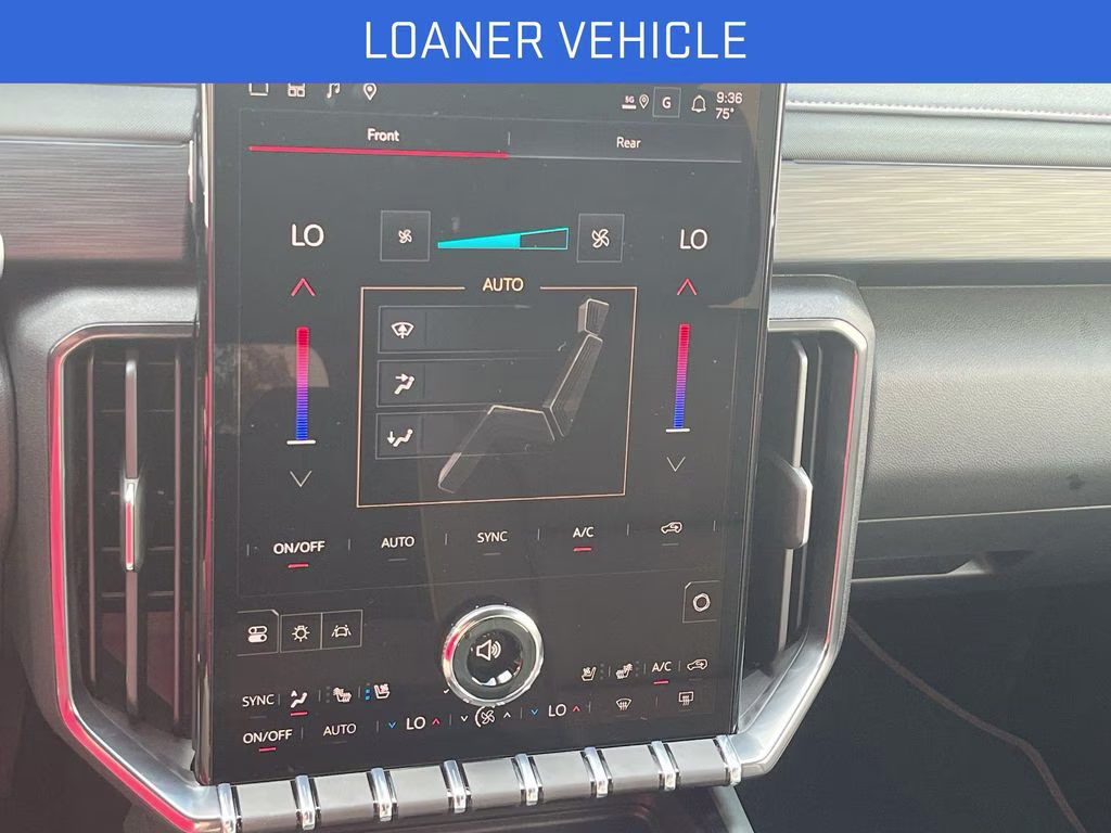 2026 Glacier White Tricoat GMC Acadia AT4 AWD SUV