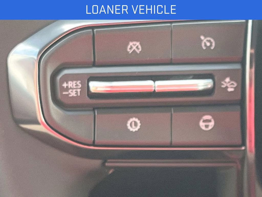 2026 Glacier White Tricoat GMC Acadia AT4 AWD SUV