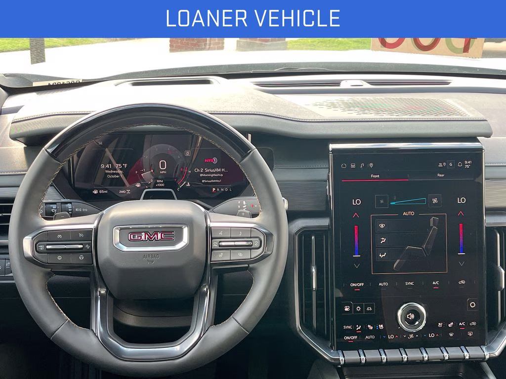 2026 Glacier White Tricoat GMC Acadia AT4 AWD SUV