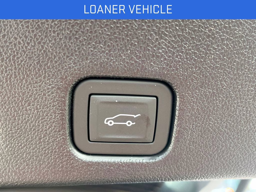 2026 Glacier White Tricoat GMC Acadia AT4 AWD SUV